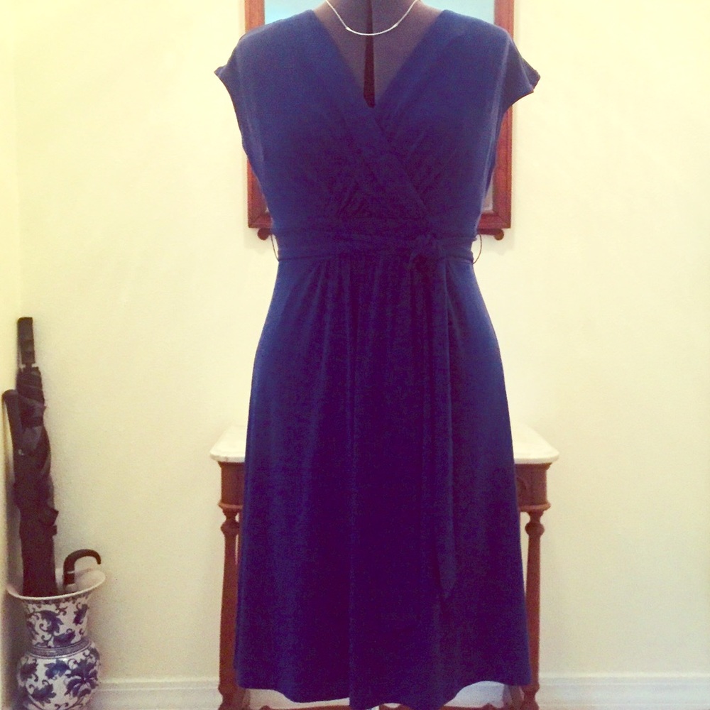 Apt 9, Criss-Cross front, knit Dress